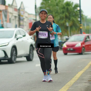 Runner Photo 8883046