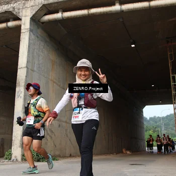 Runner Photo 8883078