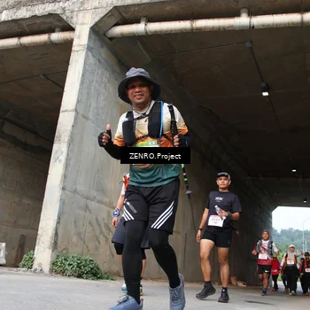 Runner Photo 8883262