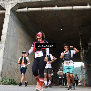 Runner Photo 8883302