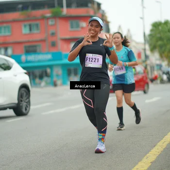 Runner Photo 8883312