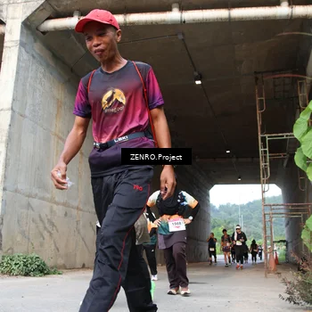 Runner Photo 8883313