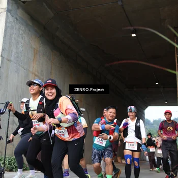 Runner Photo 8883349