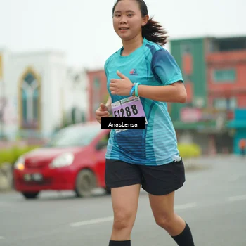 Runner Photo 8883492