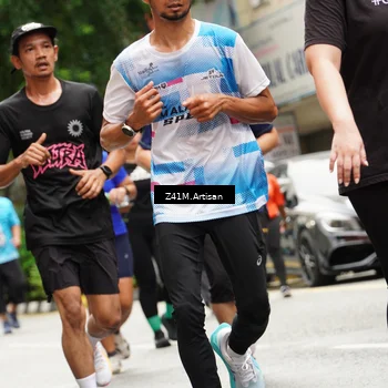 Runner Photo 8883534
