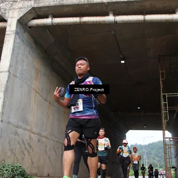 Runner Photo 8883538