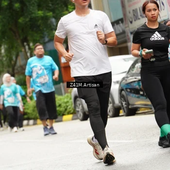Runner Photo 8883590
