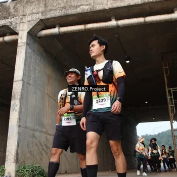 Runner Photo 8883669