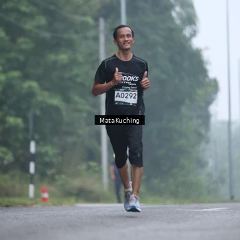 Runner Photo 8883695