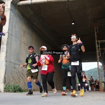 Runner Photo 8883714