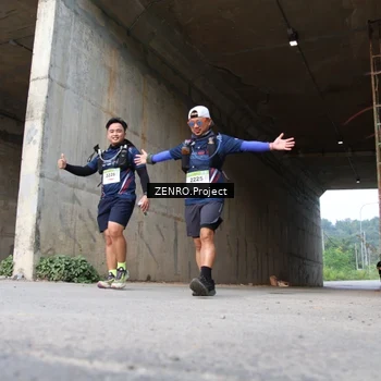 Runner Photo 8883736