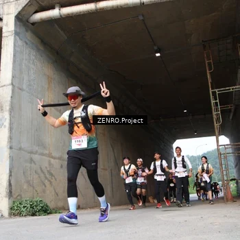 Runner Photo 8883762