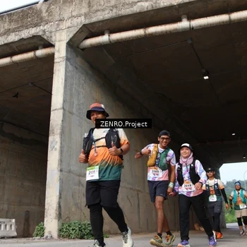 Runner Photo 8883777