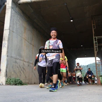 Runner Photo 8883786