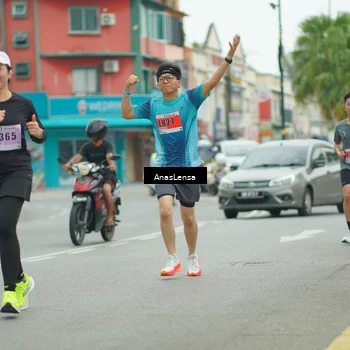 Runner Photo 8884054