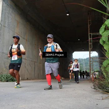 Runner Photo 8884113