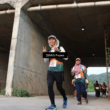 Runner Photo 8884140