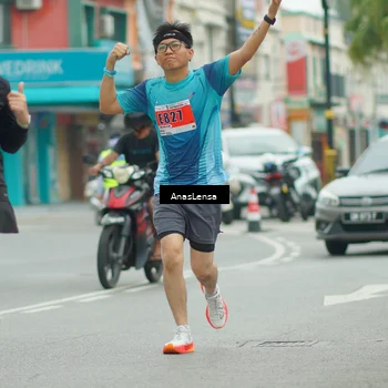 Runner Photo 8884168