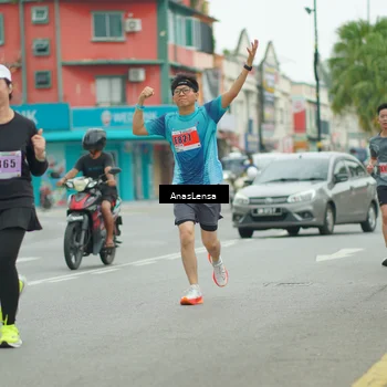 Runner Photo 8884174