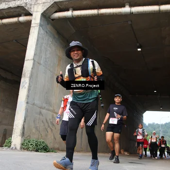 Runner Photo 8884194