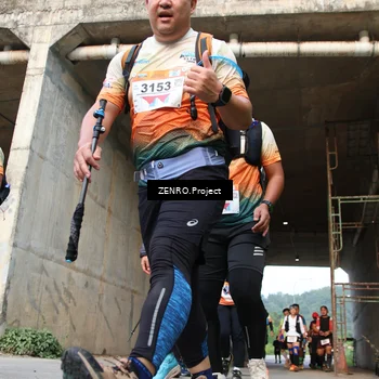 Runner Photo 8884242