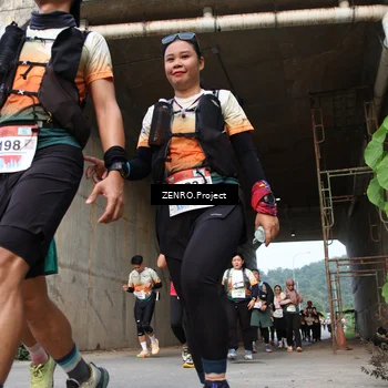 Runner Photo 8884306