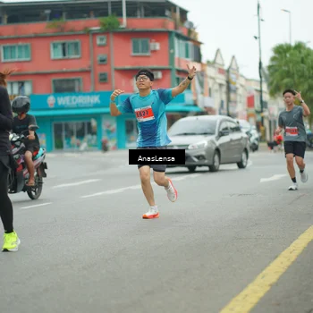 Runner Photo 8884314