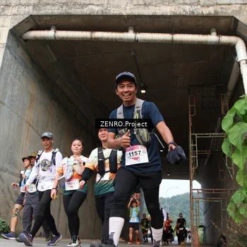 Runner Photo 8884316