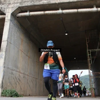 Runner Photo 8884324