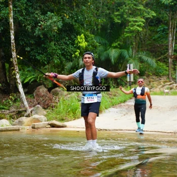 Runner Photo 8884342