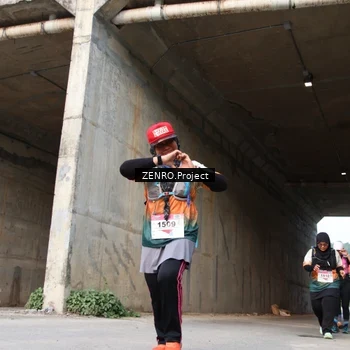 Runner Photo 8884346