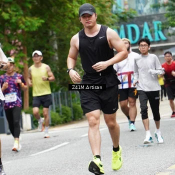 Runner Photo 8884368