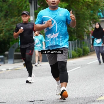 Runner Photo 8884392