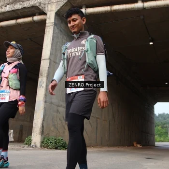 Runner Photo 8884395