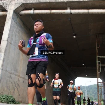 Runner Photo 8884403