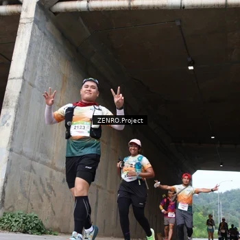 Runner Photo 8884429
