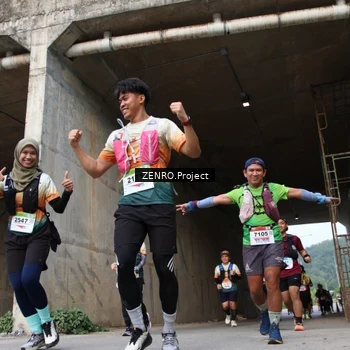 Runner Photo 8884435