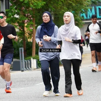 Runner Photo 8884474