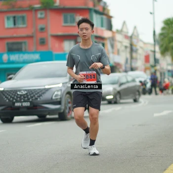 Runner Photo 8884491