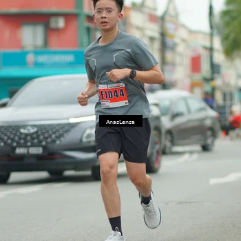 Runner Photo 8884528