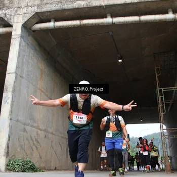 Runner Photo 8884529