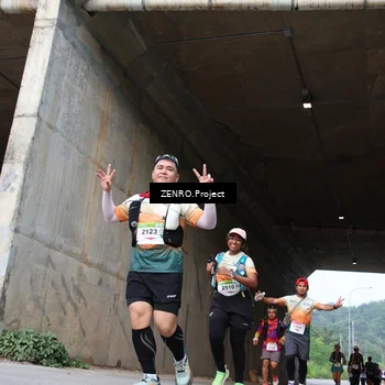 Runner Photo 8884635