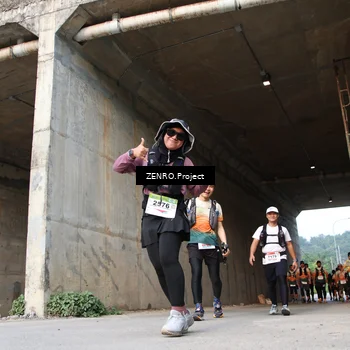 Runner Photo 8884673