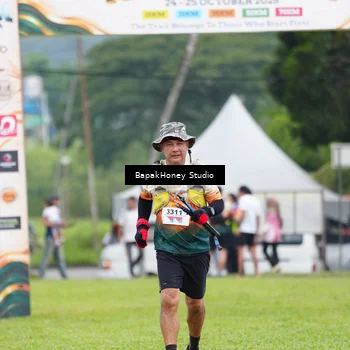 Runner Photo 8885064