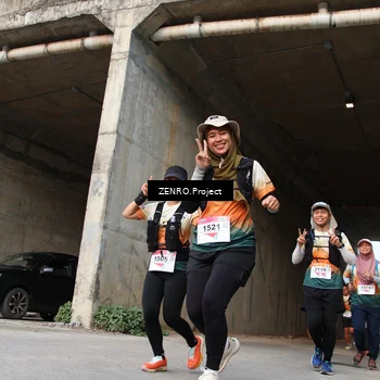 Runner Photo 8885069