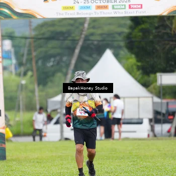 Runner Photo 8885073