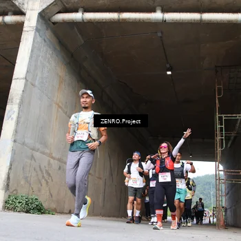 Runner Photo 8885108