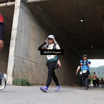 Runner Photo 8885129