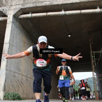 Runner Photo 8885158