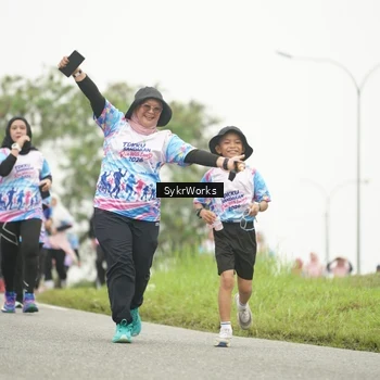Runner Photo 8885330